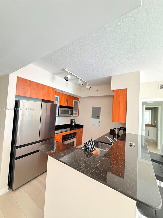Building Photo - 335 S Biscayne Blvd