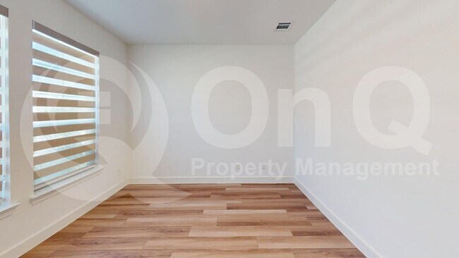 Building Photo - 8813 Creekhollow Ct