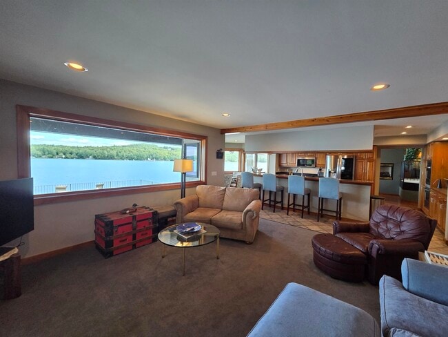 Building Photo - 20 Bonardi Dr