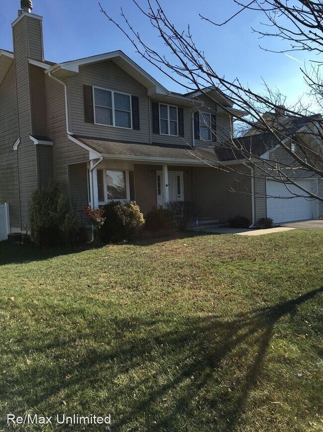 Building Photo - 3 br, 2.5 bath House - 13 Old Forge Drive