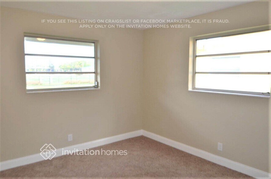 Building Photo - 1141 N 66 Terrace