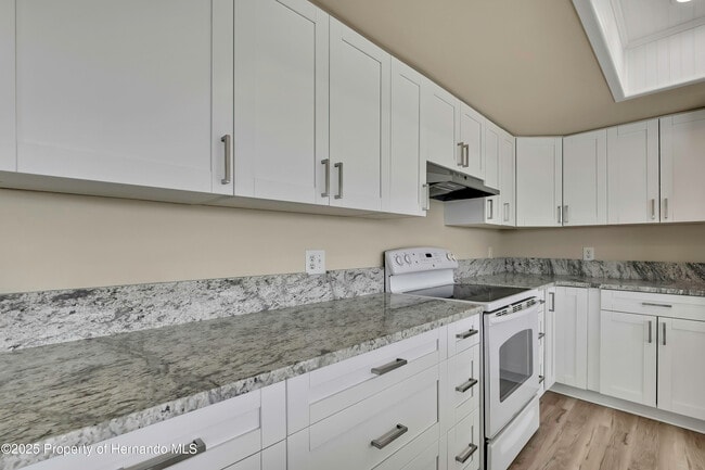 Building Photo - 3276 Rose Arbor Dr