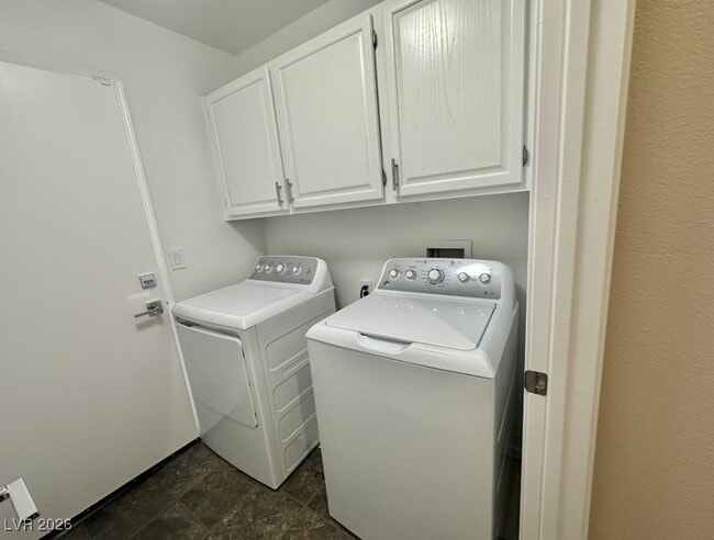 Building Photo - 3301 Barnstaple Ct