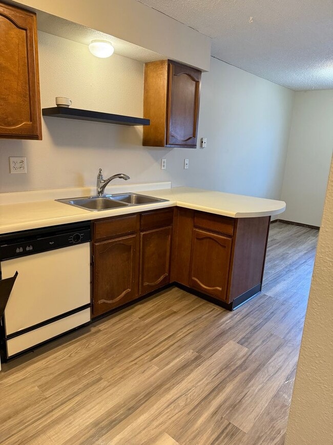 Building Photo - 2305 4th Ave S