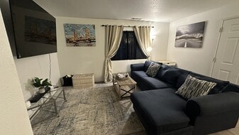 Building Photo - 1503 El Monte Ave