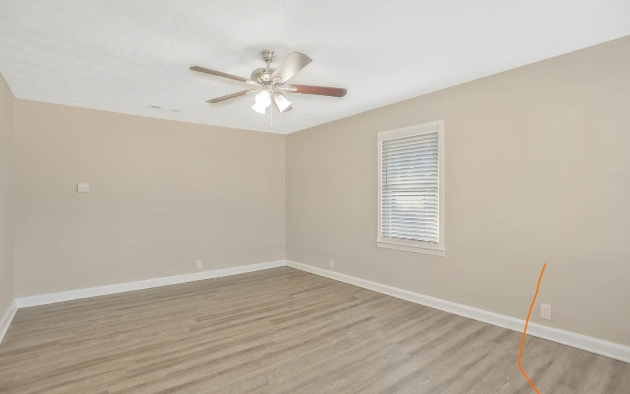 Building Photo - 1972 Glendale Dr