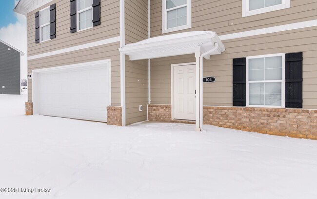 Building Photo - 104 Cool Crk Ct