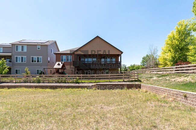 Building Photo - 5720 Big Canyon Dr