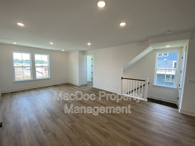Building Photo - 4815 Jackson Village Pky