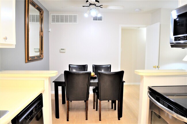 Building Photo - 2250 Bering Dr