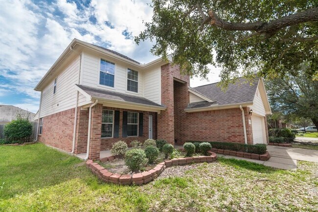 Building Photo - 2707 Troy Dr