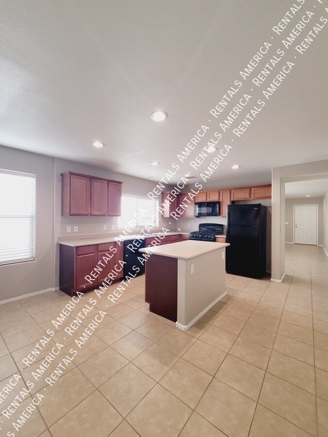 Building Photo - 776 E Cowboy Cove Trail
