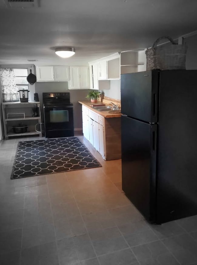 Building Photo - 5624 Obrien Ave