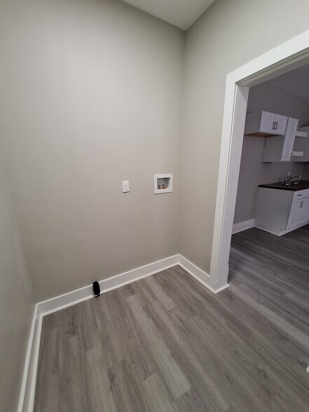 Building Photo - 1916 Constitution Blvd