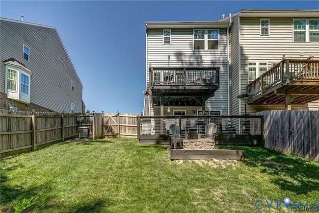 Building Photo - 441 Creekwillow Dr