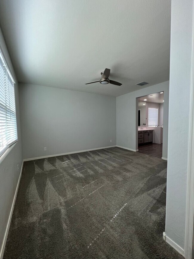 Building Photo - 2019 Build in Gated East Mark Community
