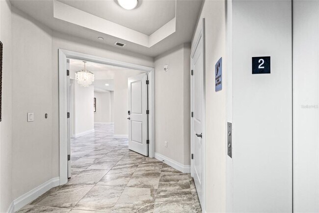 Building Photo - 795 Collany Rd