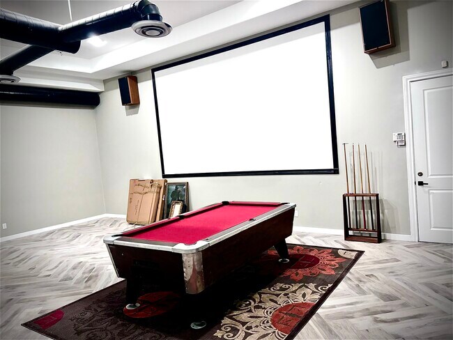 Building Photo - 1422 Seminole Valley Dr