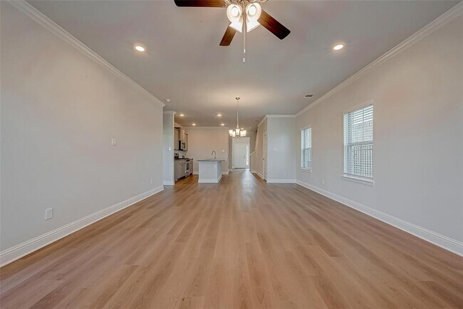 Building Photo - 429 Aurora Creek Ln