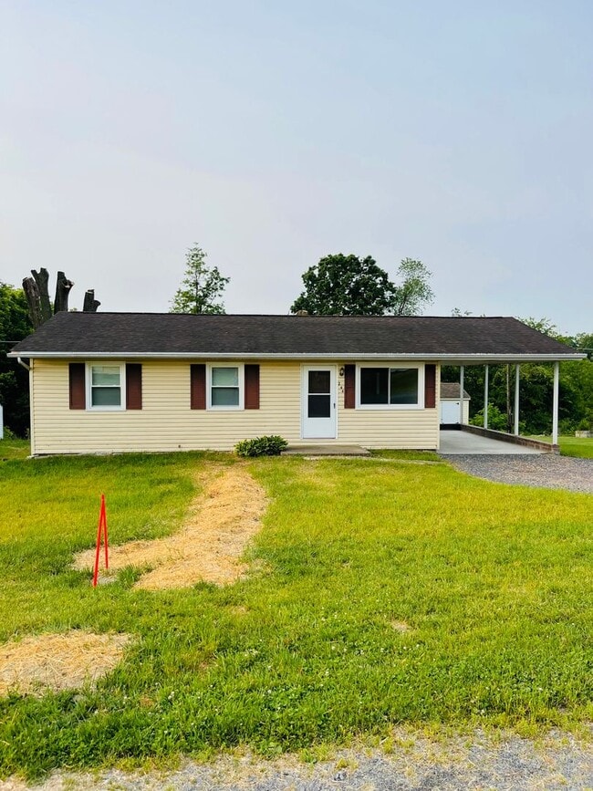 Primary Photo - Single family home in Timberville