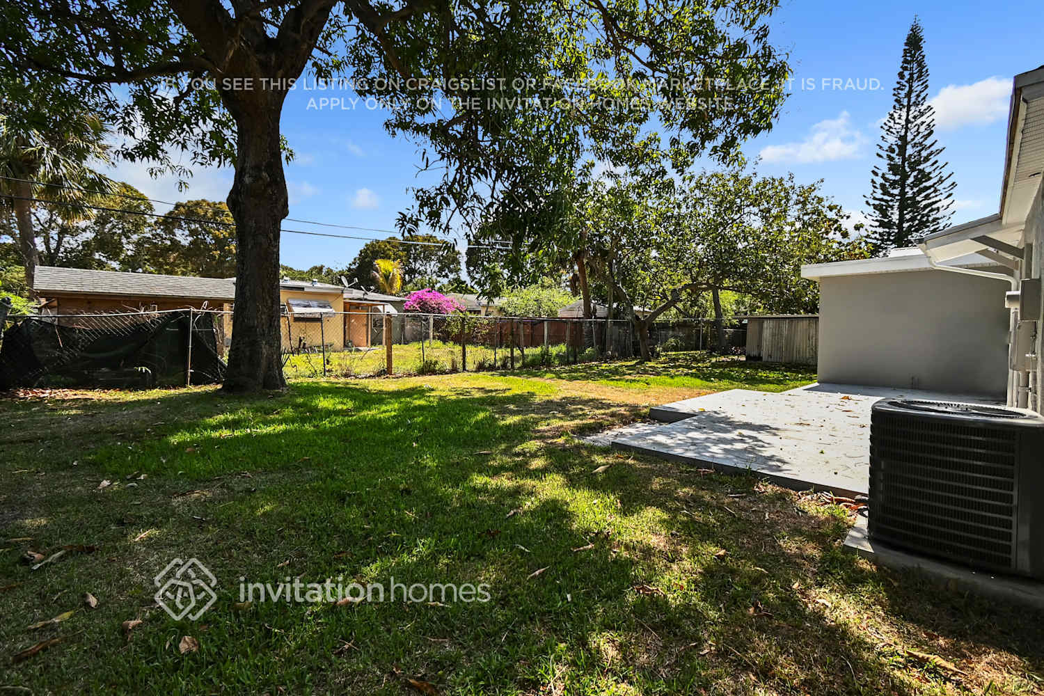 Building Photo - 3028 Ridgeway Ave