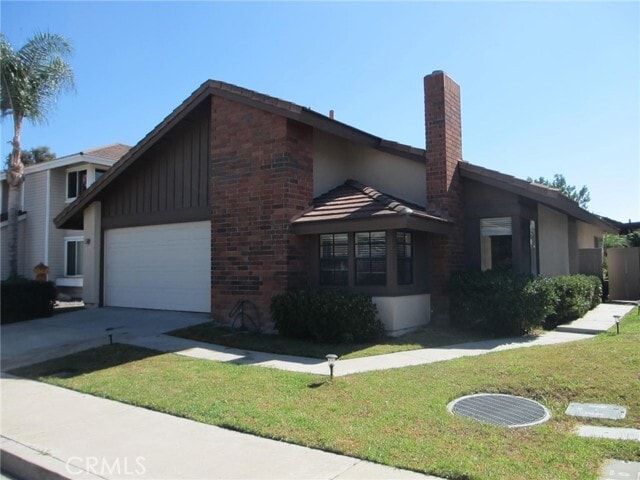 Building Photo - 12 Brookdale