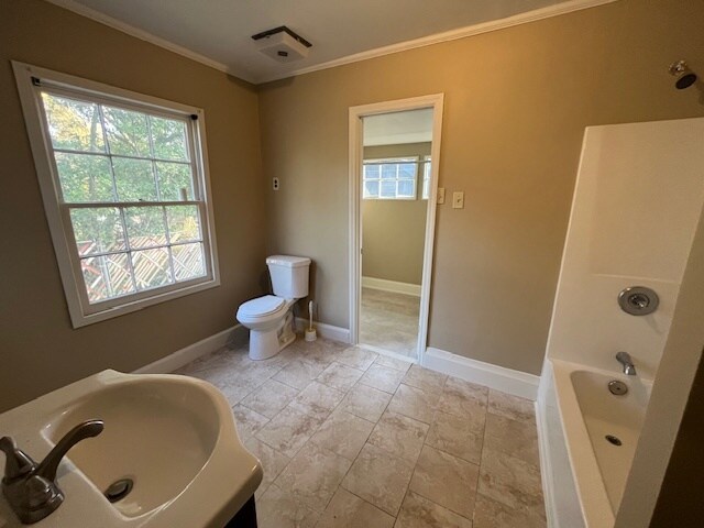 Building Photo - 520 Villa Esta Cir