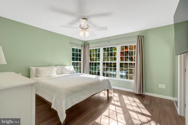 Building Photo - 5617 Gosling Dr