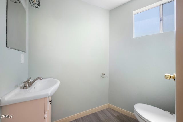 Building Photo - 3360 Glenrose Ave