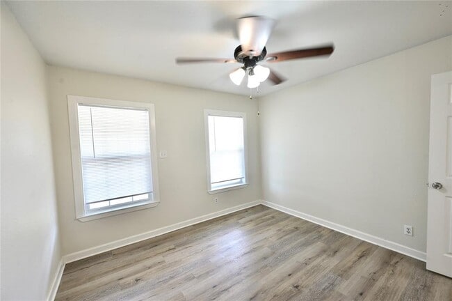 Building Photo - 6802 Creedmoor Rd