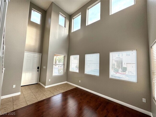 Building Photo - 8133 Stonyford Ct