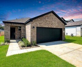 Building Photo - Brand new! Modern 3-Bedroom with Open-Conc...