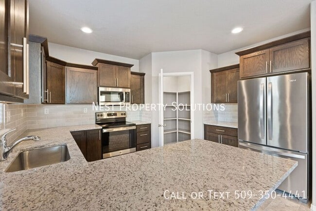 Building Photo - 4280 W Wood Ct