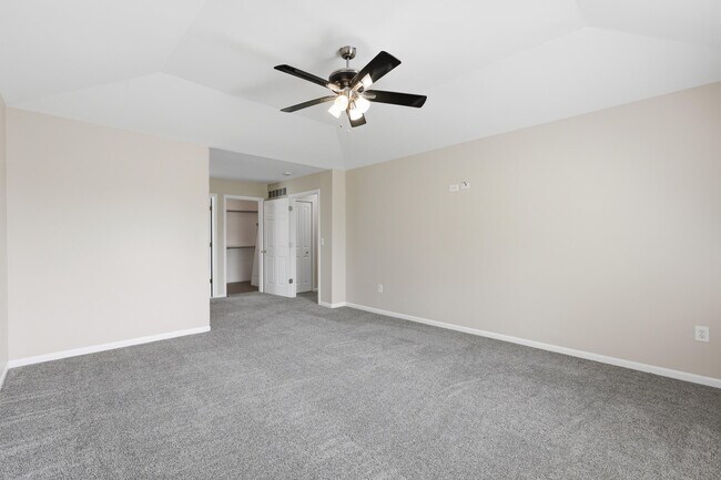 Building Photo - 26493 Isleworth Point