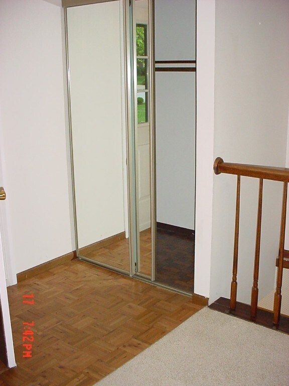 Building Photo - 14 Twin Oaks Dr