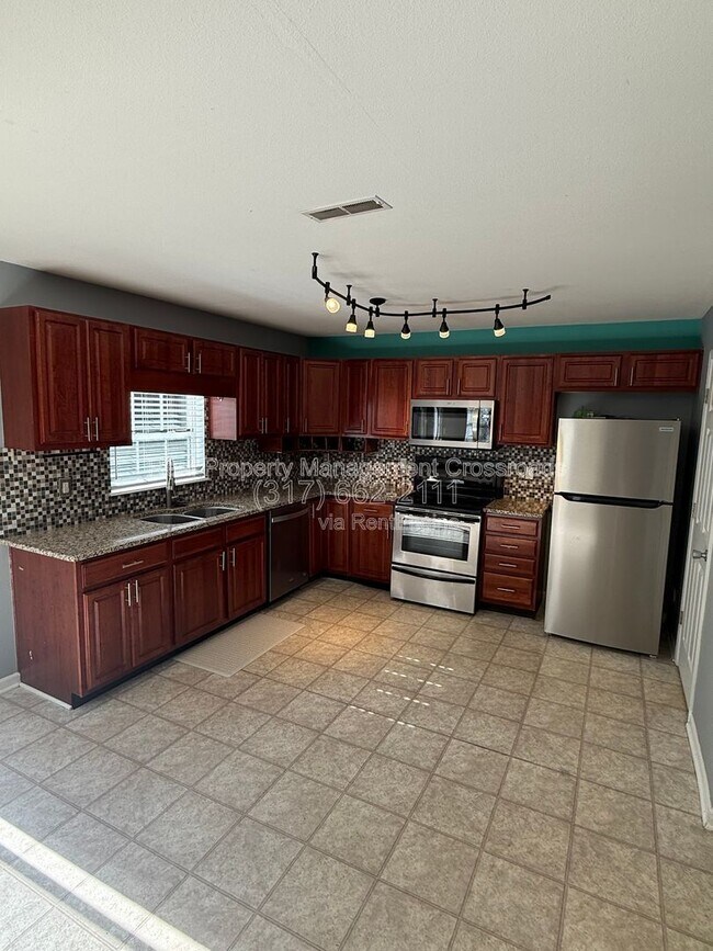 Building Photo - 1455 Bearsden Dr