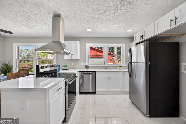 Building Photo - 2064 Gober Ave SE