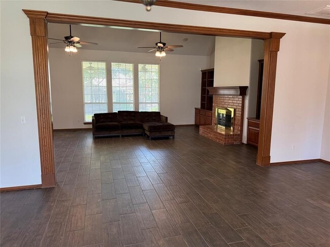Building Photo - 4205 NW 146th Terrace