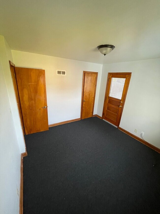 Building Photo - 3281 N 58th St