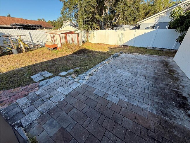 Building Photo - 10922 Tail Feather Ct