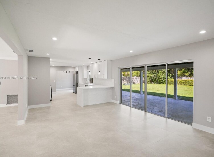 Building Photo - 8081 SW 139th Ter