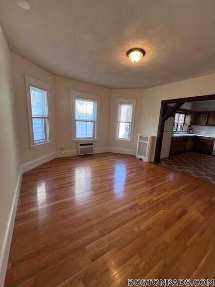 Building Photo - 186 Powder House Blvd