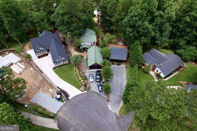 Building Photo - 8940 Bay Dr