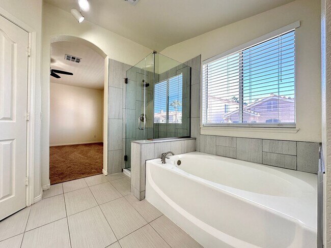 Building Photo - Cypress In The Hills At Summerlin By Lewis Homes