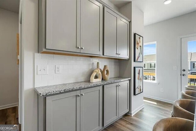 Building Photo - 67 Professional Pl