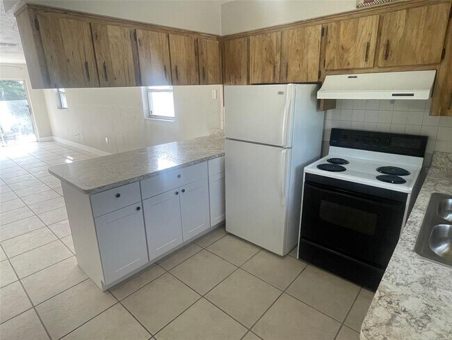 Building Photo - 7322 Janczlik Dr