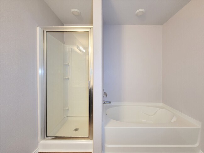 Building Photo - 5443 Dunsmore Harbor Ln