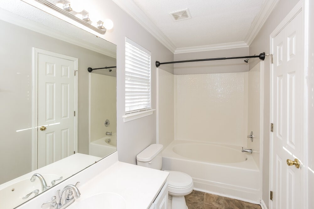 Building Photo - 2954 Hawick Commons Dr