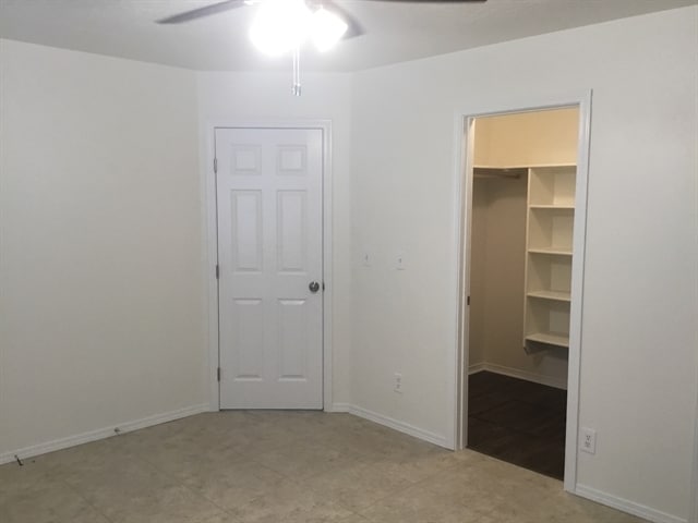 Building Photo - 1029 W Honker Dr