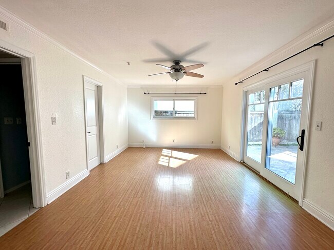 Building Photo - 1624 Havemeyer Ln